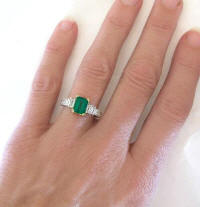 emerald engagement rings
