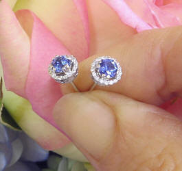 Natural ceylon medium cornflower blue sapphire and diamond stud earrings in 14k white gold for sale