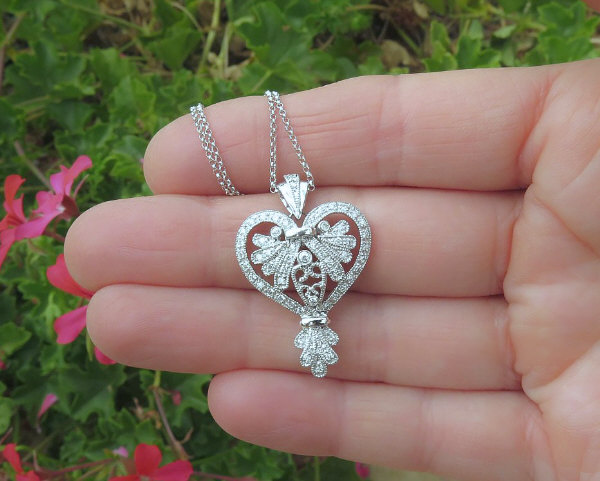 0.41 ctw Antique-Style Diamond Heart 