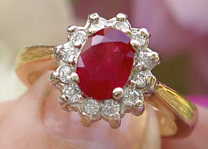 Natural Genuine Ruby Rings set in solid gold for sale