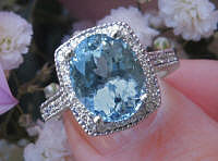 Large Natural Aquamarine and Real Diamond Ring in solid 18k white gold