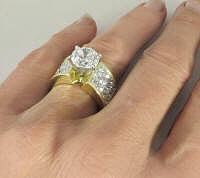 Princess cut round diamond engagement ring in 14k gold