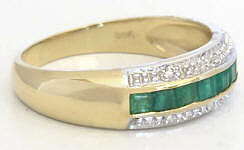Square Cut Emerald Ring in 14k in 14k yellow gold