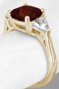 January Birthstone Garnet Ring in 14k Yellow Gold