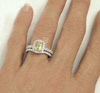 Engagement Ring with Sapphire and Wedding Band in 14k white gold