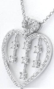 0.47 ctw Diamond Heart Pendant in 18k white gold