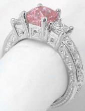 Princess cut ring in gold