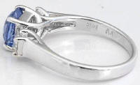 Princess cut ring in gold