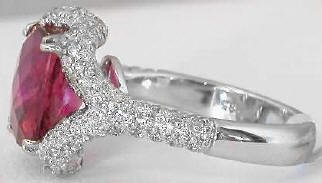 Engagement ring in gold