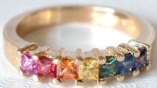 Princess cut Rainbow Sapphire Ring in 14k yellow gold